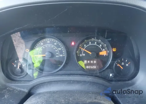 2016 Jeep Patriot Latitude z USA, uszkodzony, nr VIN 1C4NJRFB2GD687159